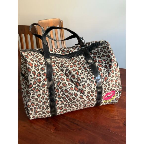 NWT Betsey Johnson Betseyville Weekender "Love Jungle Grey" bag Travel READ - Picture 11 of 16